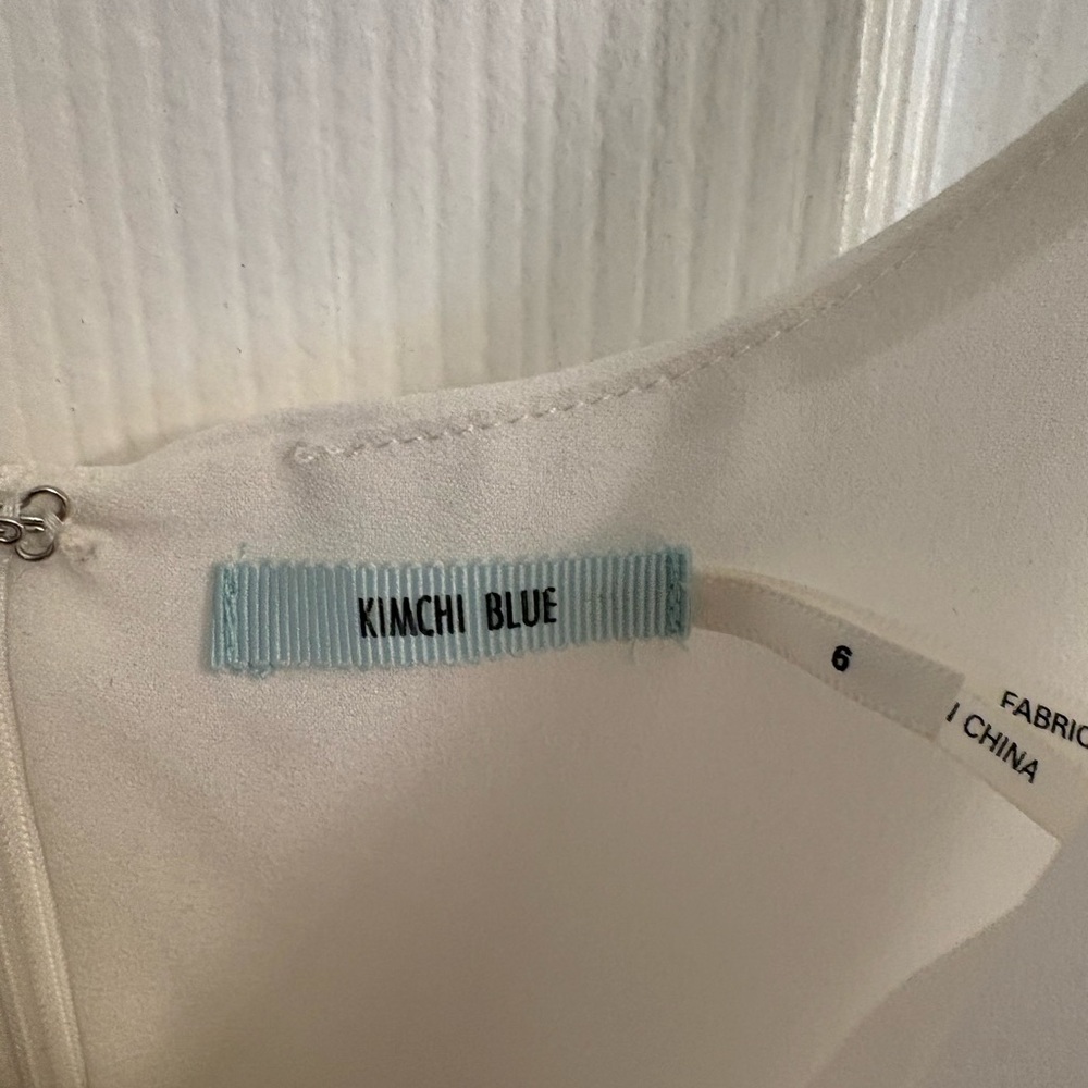 Kimchi Blue White Tie Front Mini Dress • Size 6 • Spaghetti Strap • V-Neck • - Picture 7 of 9